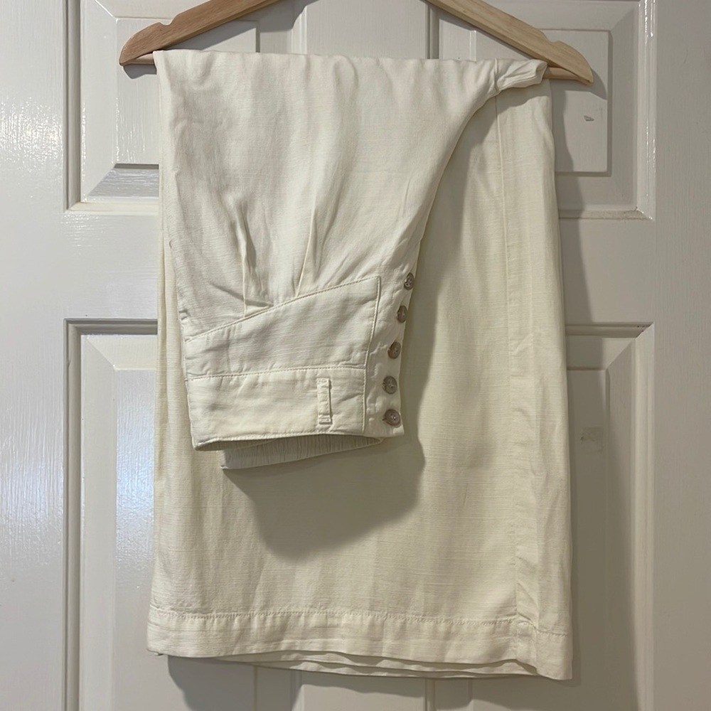 Anthropologie ivory wide-leg pants, size XS. In perfect condition!